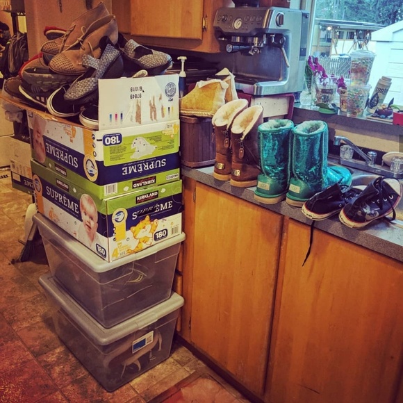 Shoes! Men's Womens and Children's in all sizes!! - Picture 4 of 8